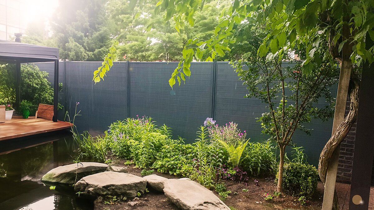 65e1e97590e3d41e3b739a06_Bendur-aluminium-fence-grey-01-1500