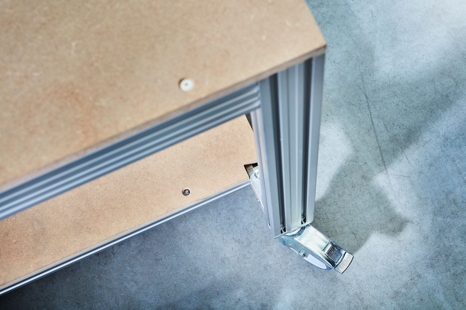 63cbc629f604a31d9b7869b2_bendur_ekb5005