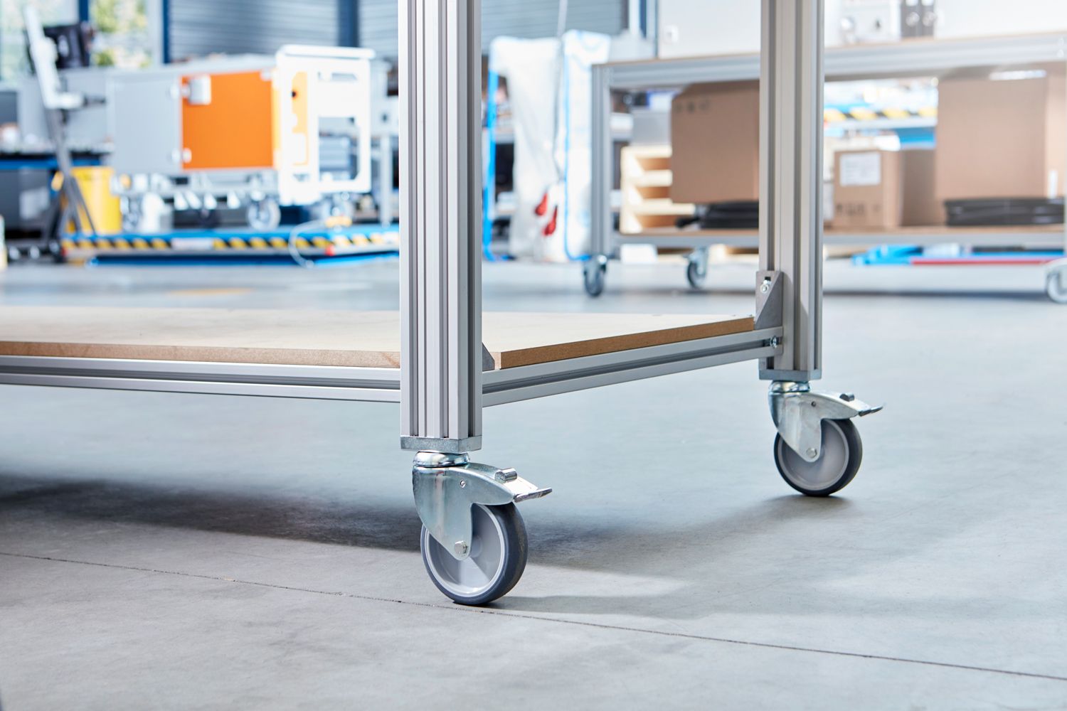 63cbc67a8de9f2ab9531f9d6_bendur_ekb5018