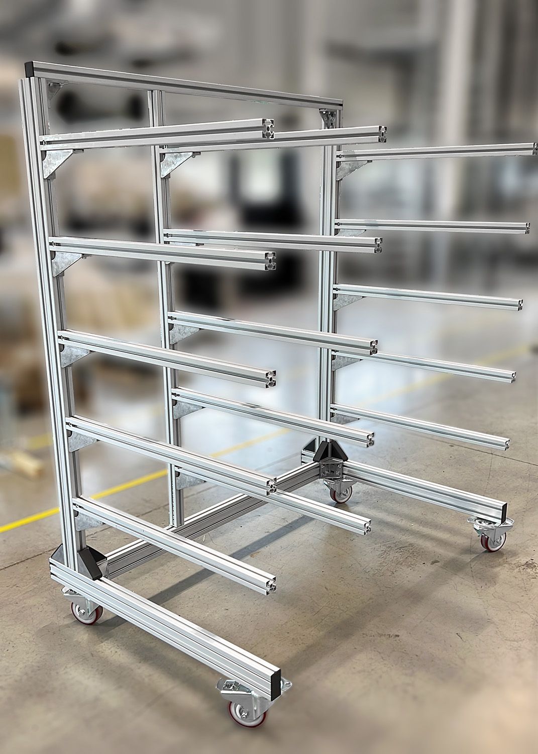 65fc774f2b2f7965fc4295cd_Bendur-Magazijn-rolwagen-03-1500